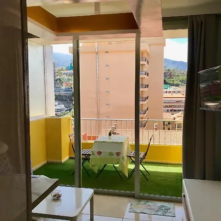 Lux Modern 1 Minute From Beach Apartment *